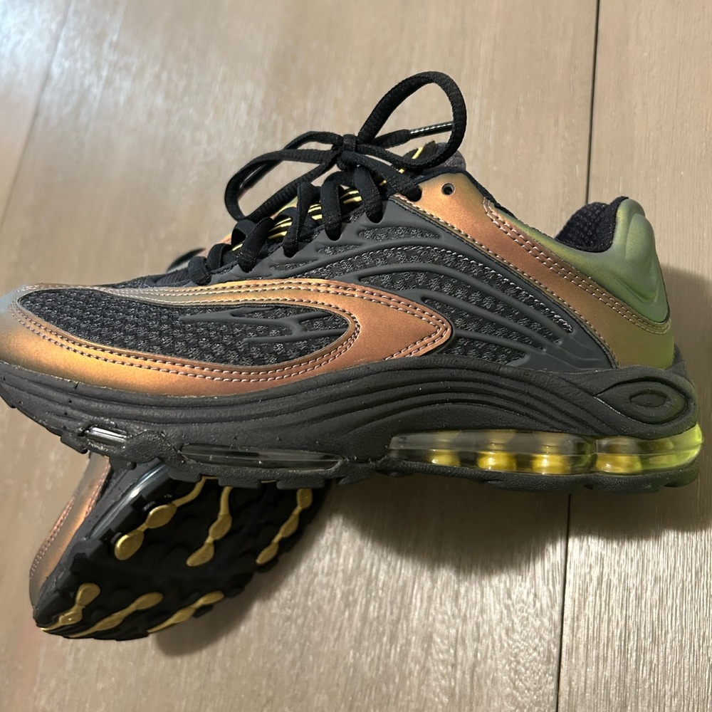 Nike Air Turned Max Youth size 5.5